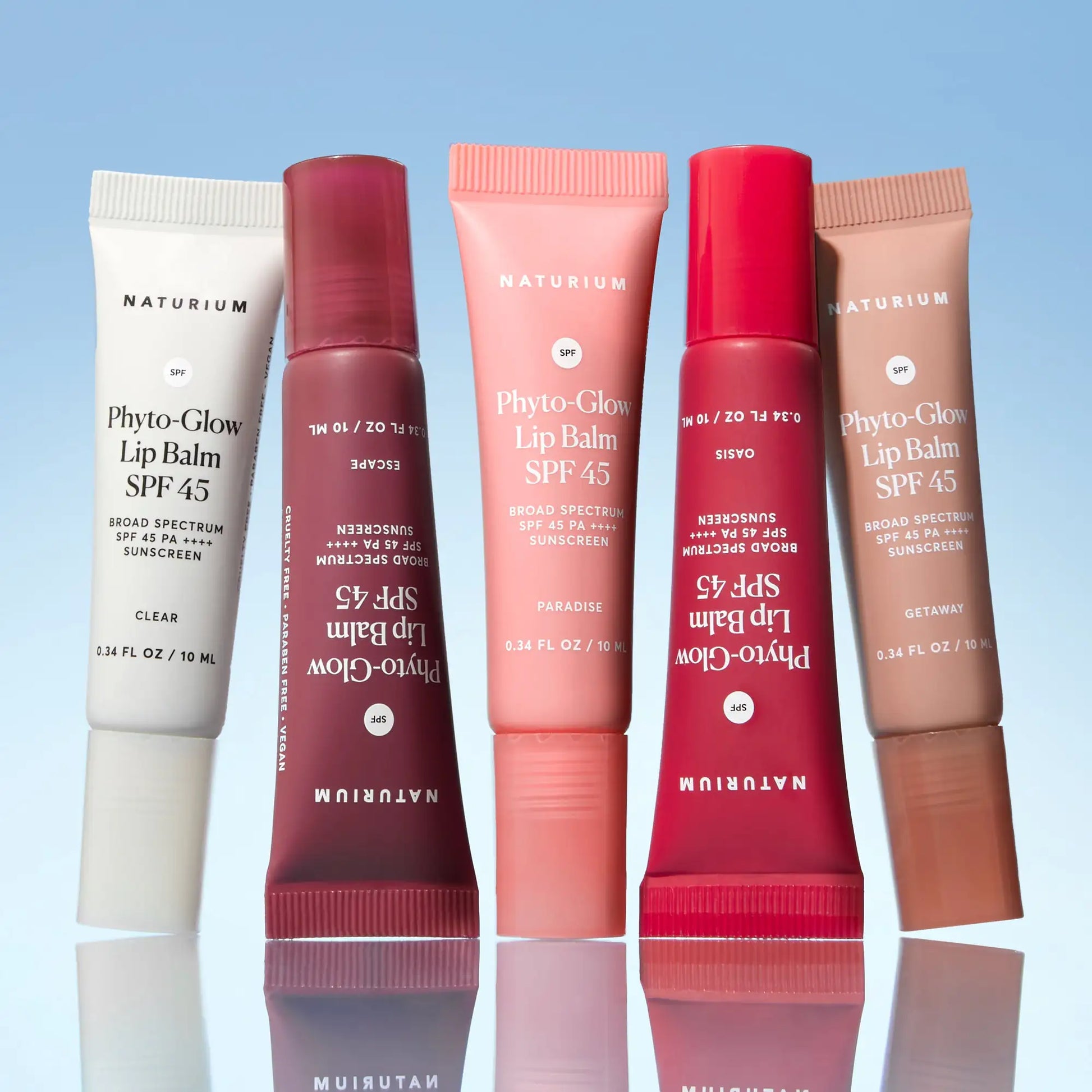 phyto-glow-lip-balm-spf-45-getaway-q9 phytoglowSPF_6428-crop_cde1553e-6f3e-4726-9686-a6dd715ed7c9.webp